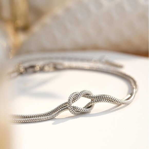 Love Knot Mom Bracelet Silver Stainless Steel Gift for Mother Birthday Mothers D - Picture 4 of 7